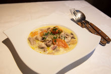 画像をギャラリービューアに読み込む, Tripes au vin blanc フランス風白モツ煮込み